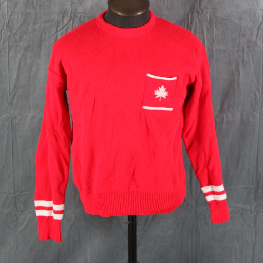 Vintage Sweater - 1970s Canada Ski Style Maple Leaf Pocket - Men's Medium